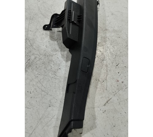 Обшивка стойки задняя правая