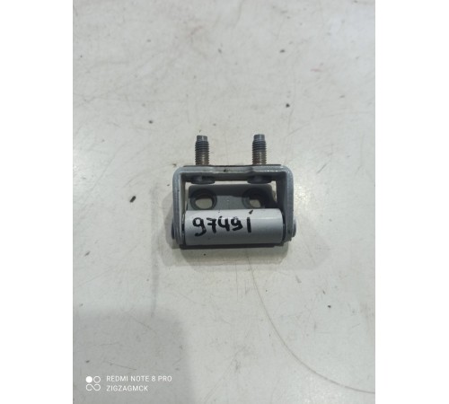 Петля крышки багажника(левая)