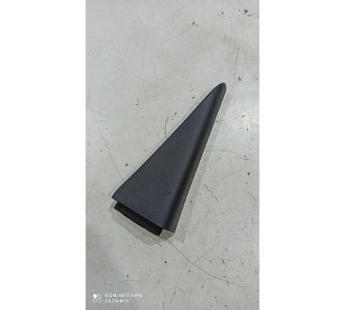 Накладка (угол) двери задняя левая