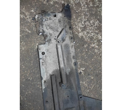 Защита днища (левая)