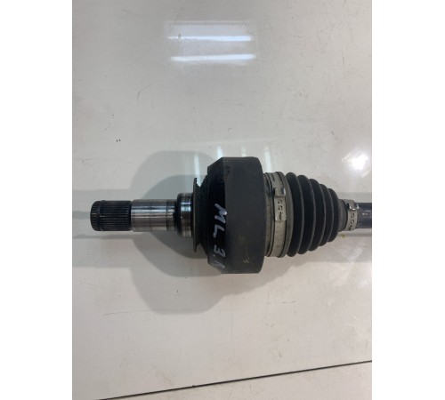 Полуось (привод) (задний, левый)