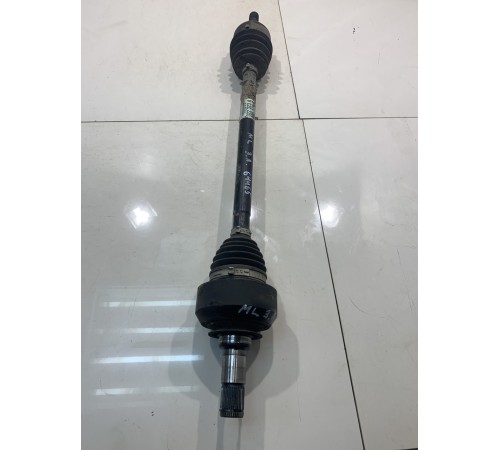 Полуось (привод) (задний, левый)