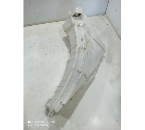 Бачок омывателя лобового стекла