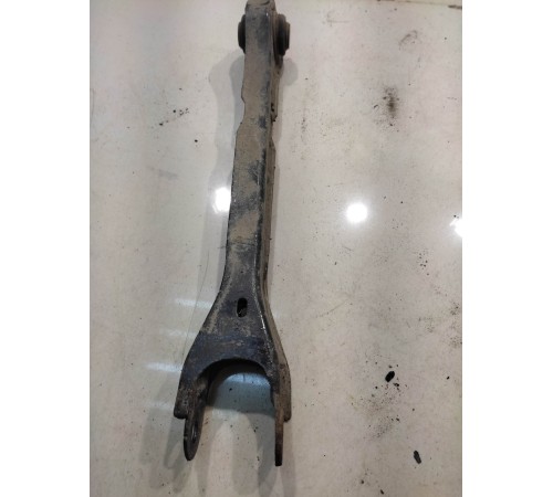 Рычаг подвески (задний, левый)