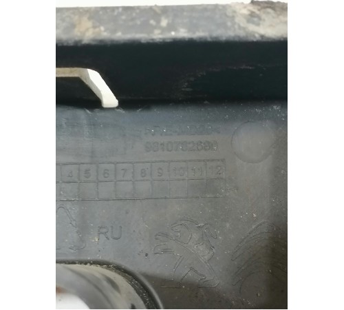 Кронштейн заднего бампера левый