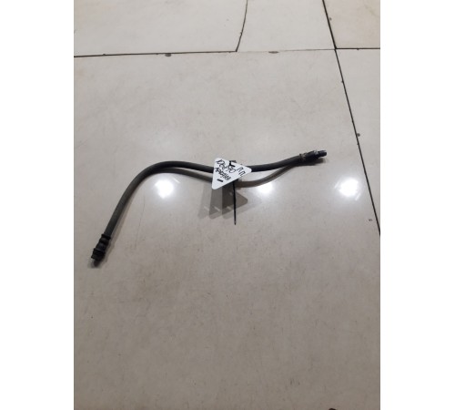 Тормозной шланг(передний правый)