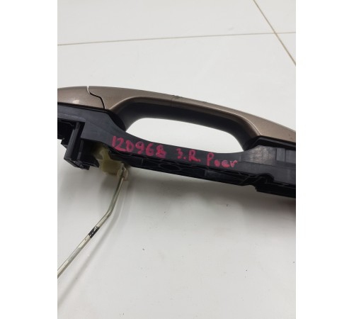 Ручка двери задняя правая