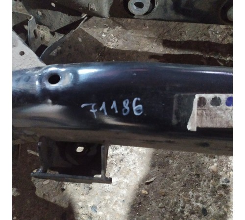 Задняя балка