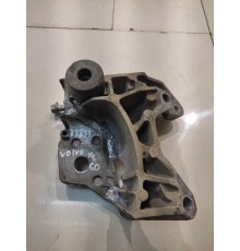 Подушка двигателя