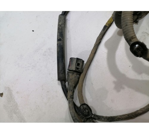 Проводка топливного бака и задней подвески