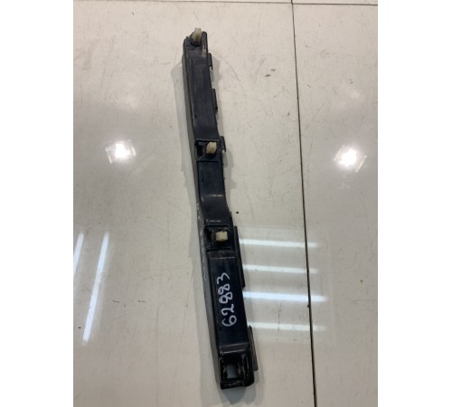 Кронштейн заднего бампера (правый)