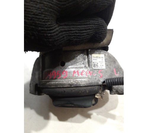 Подушка двигателя(левая)