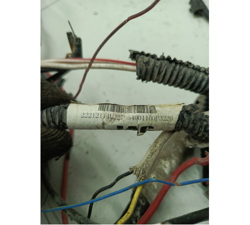 Электропроводка двигателя подкапотная