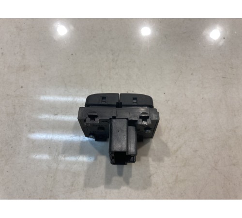 Кнопка памяти сиденья (передняя, левая)