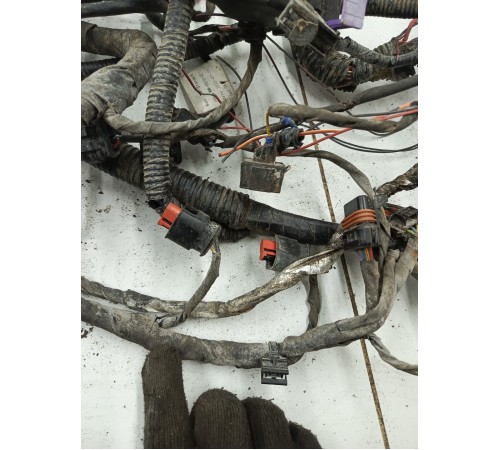 Электропроводка двигателя подкапотная