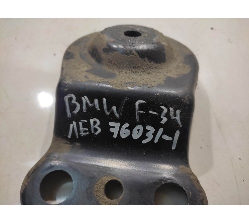 Крепеж(дополнительный) заднего подрамника(левый)