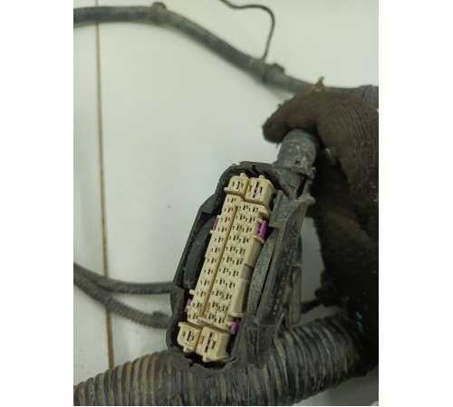 Электропроводка двигателя подкапотная