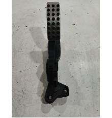 Педаль акселератора (газа)