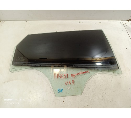 Стекло двери заднее правое