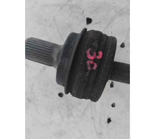 Привод (полуось) передний правый