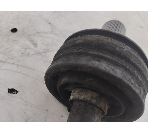 Привод (полуось) передний правый