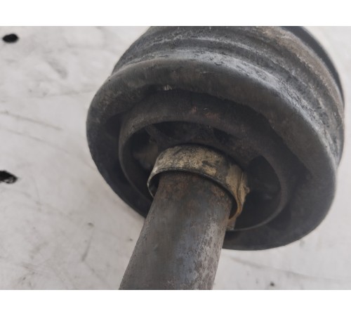 Привод (полуось) передний правый