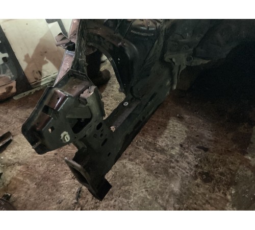 Лонжерон (передний, правый)