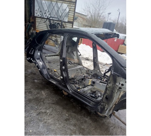 Порог со стойкой Правый