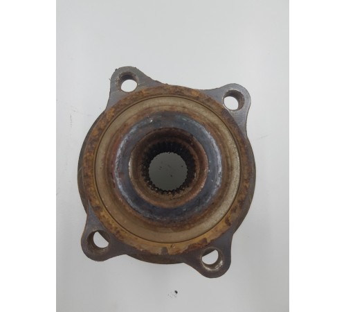 Ступица передняя левая