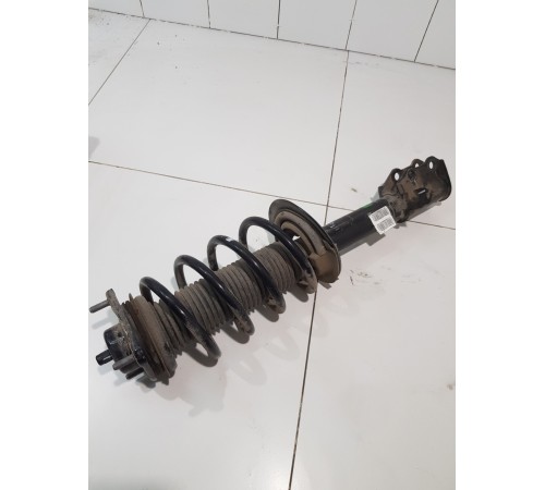 Амортизатор подвески передний левый в сборе