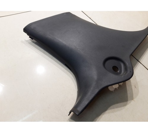 Обшивка центральной стойки(левая нижняя)