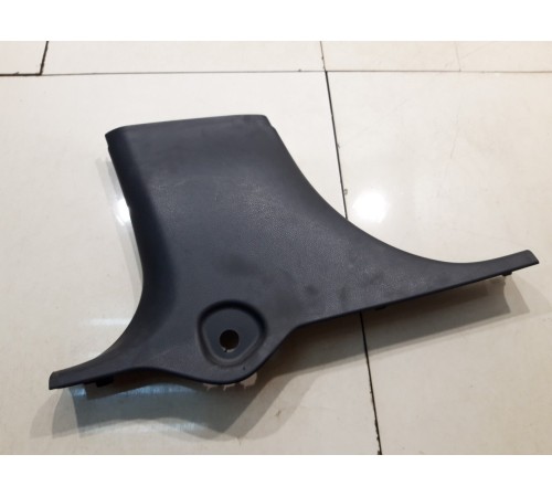 Обшивка центральной стойки(левая нижняя)