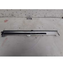 Шторка двери солнцезащитная (задняя левая)