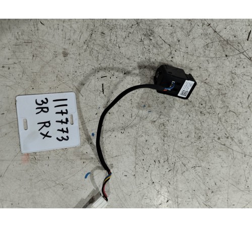 Кнопка открывания двери задняя правая