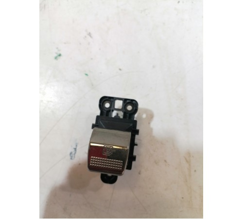 Кнопка стеклоподъемника передняя правая