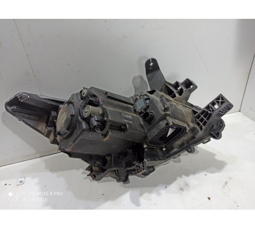 Фара (передняя левая)