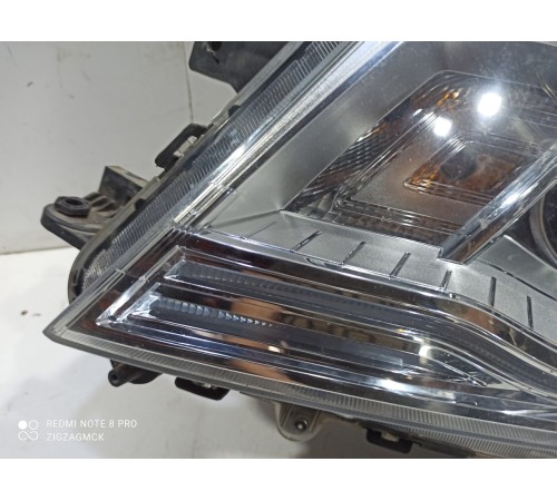 Фара (передняя левая)