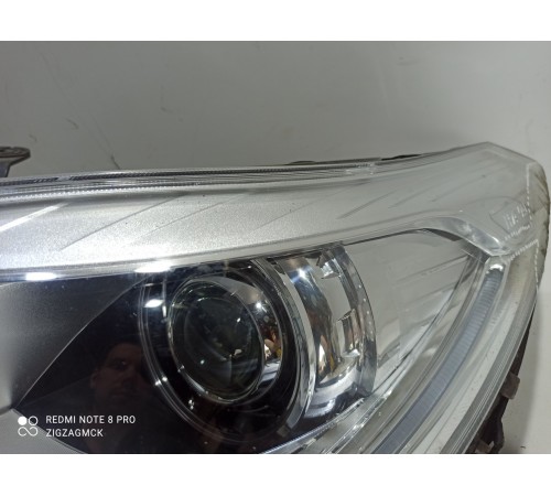 Фара (передняя левая)