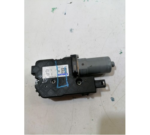 Моторчик люка передний