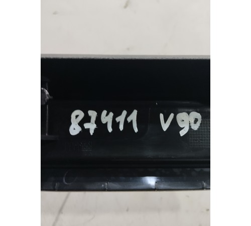 Накладка порога (передняя правая)