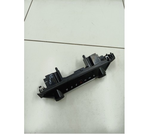 Блок управления климат контролем передний