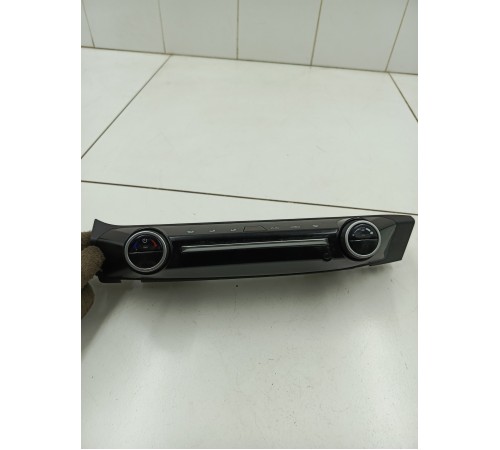 Блок управления климат контролем передний