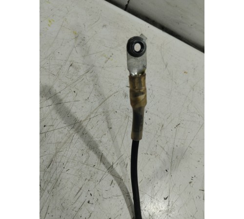 Клемма аккумулятора минусовая