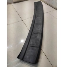 Накладка заднего бампера (нижняя)