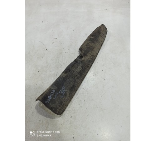 Пыльник бампера задний правый