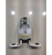 Петля двери(задняя левая нижняя)