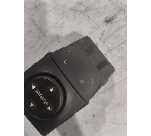 Блок управления зеркалами