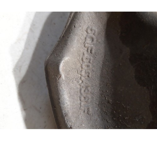 Кулак поворотный(задний правый)