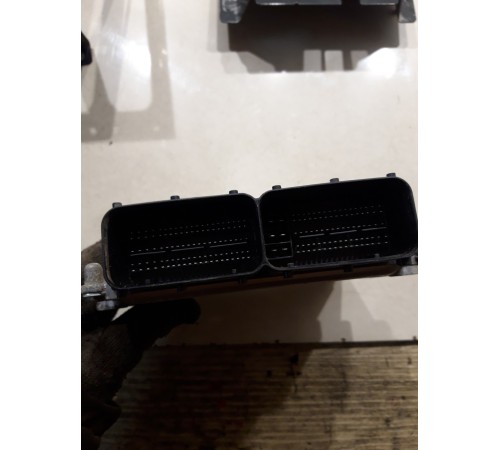 Блок управления двигателем