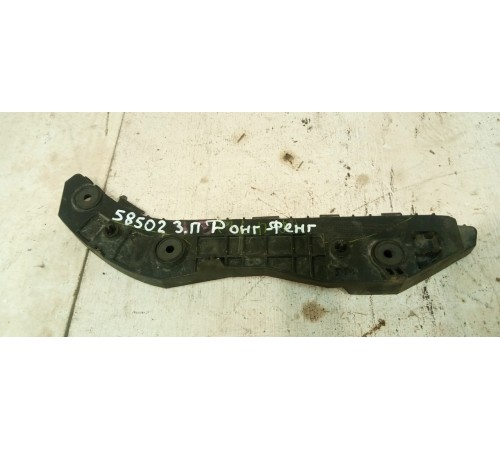 Кронштейн заднего бампера правый